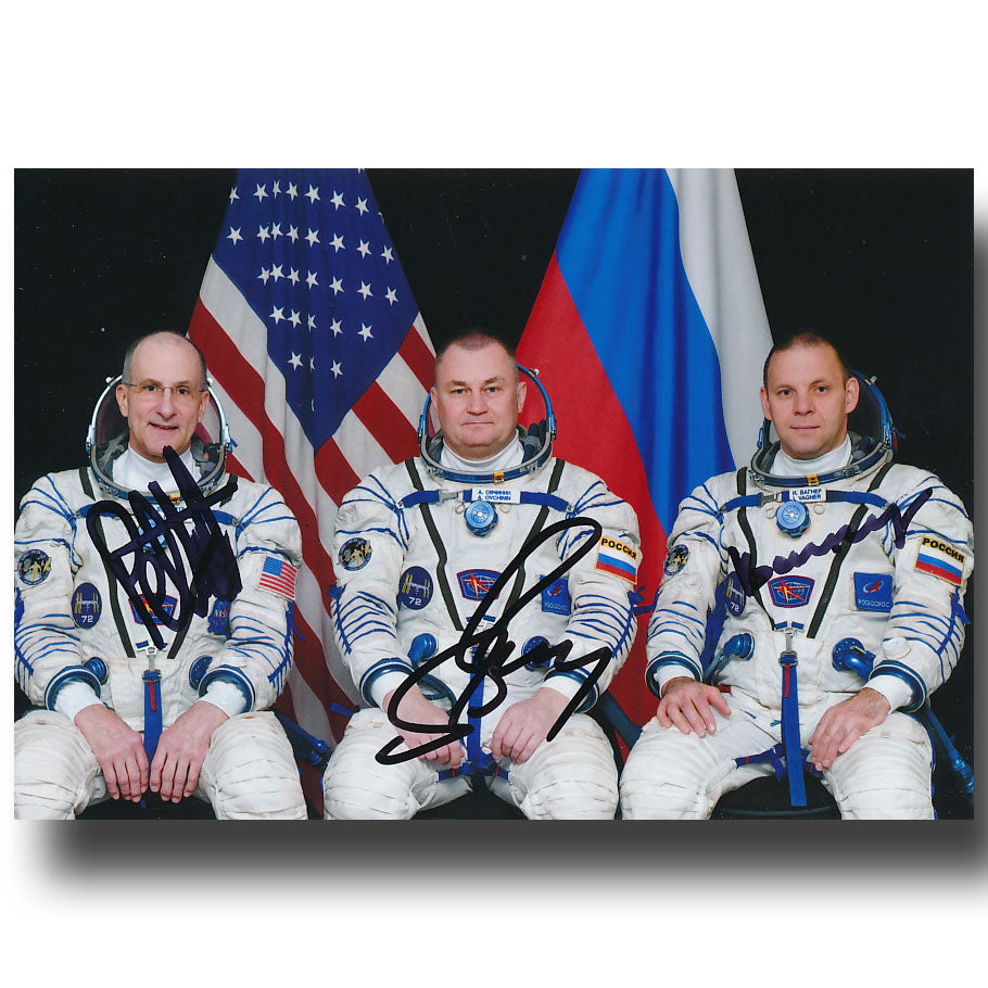 Soyuz MS-26 – signed crewphoto