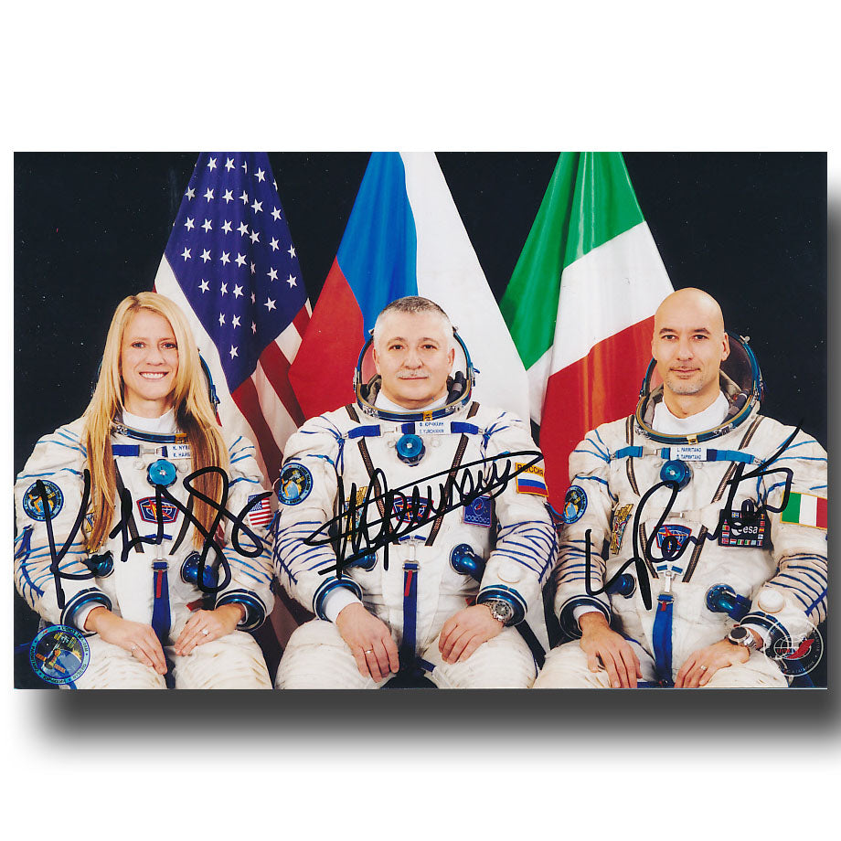 Soyus TMA-09M – signed crewphoto